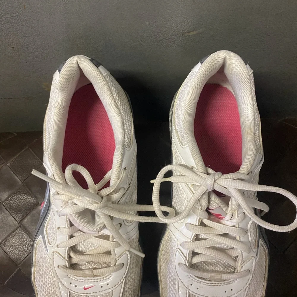 Nike White and Gray Mesh Sneakers with Pink Swoosh - Picture 4 of 6